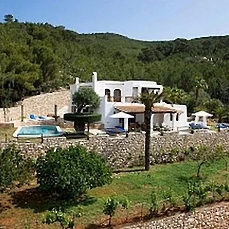 In Santa Eulalia Βίλα