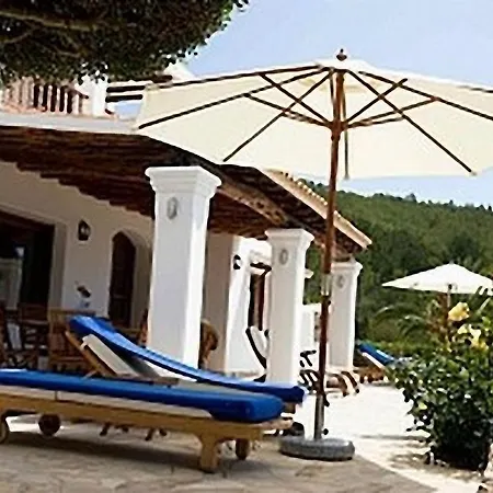 In Santa Eulalia Βίλα