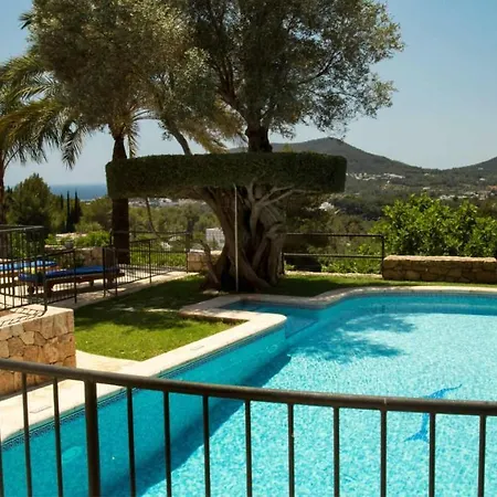 In Santa Eulalia Βίλα Santa Eulària des Riu